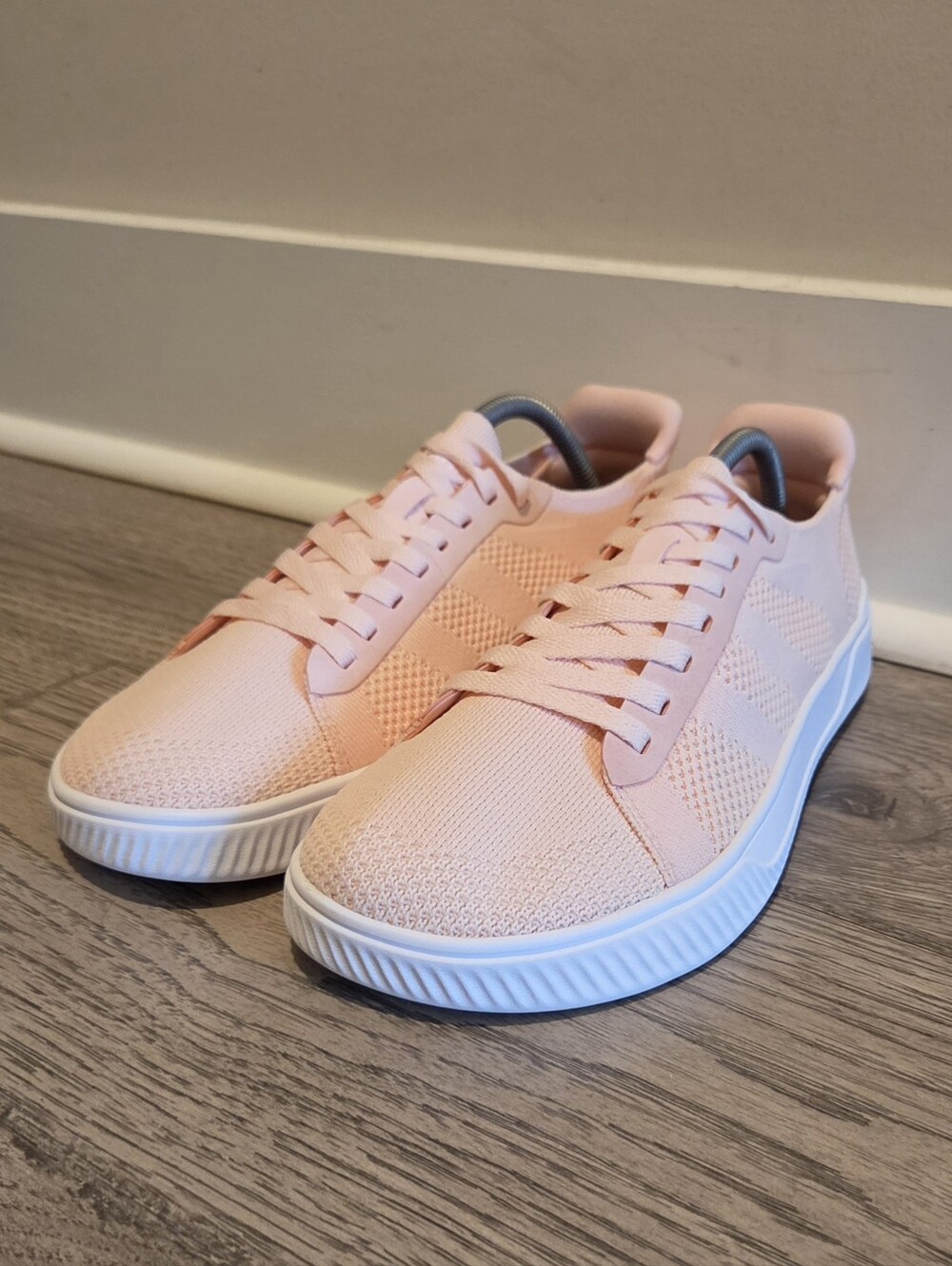 NWOT AIRHAS Wide-Toebox Minimalist Comfort Sneakers - Pink - Size 10.5 WIDE